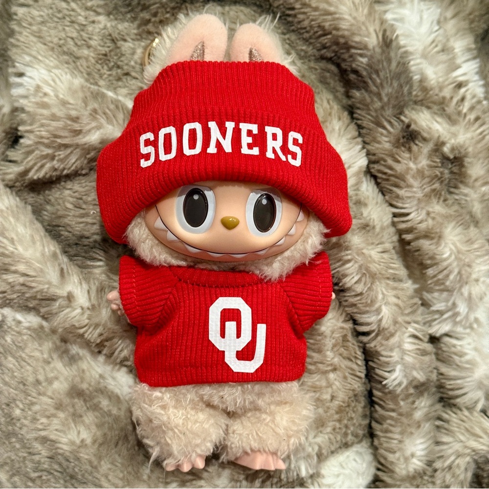 Labubu Outfit Set SOONERS OU - handmade